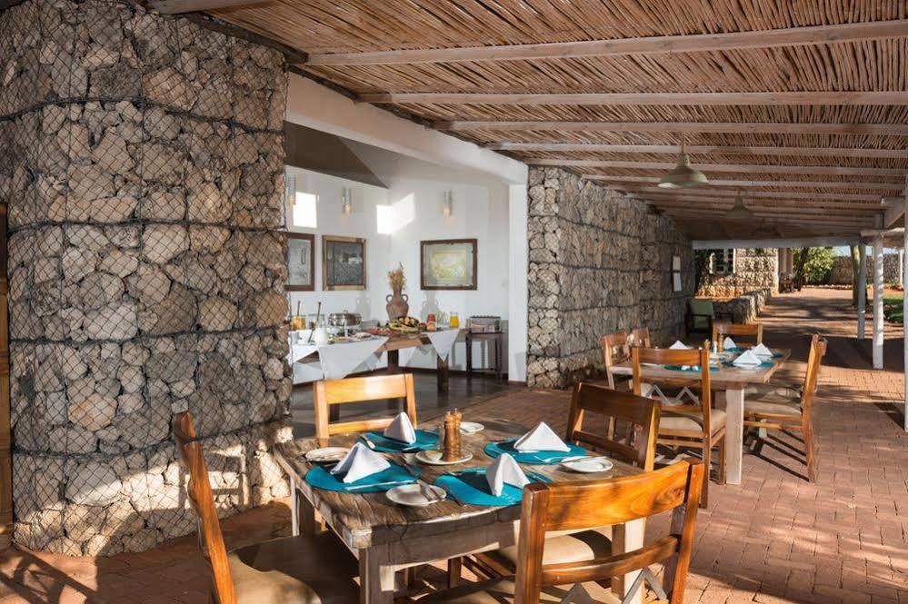 Anderssons Camp Hotel Окаукуехо Екстериор снимка